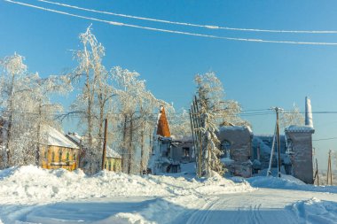 Perm Bölgesi Shumikhinsky Köyü terk edilmiş evde