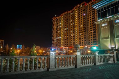 Gece sokakları, şehir, Tyumen bulunan Batı Sibirya, Rusya Federasyonu
