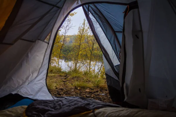 Zeltplatz Einem Wald Ufer Des Flusses Tura Der Nähe Der — Stockfoto