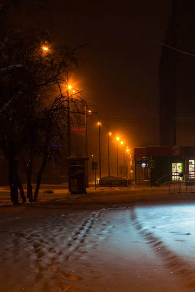 Notte Invernale Nevosa Strade Tyumen — Foto Stock