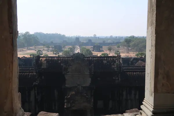 Vista del antiguo templo angkor wat principal, atracción turística, turismo turístico en Camboya — Foto de Stock