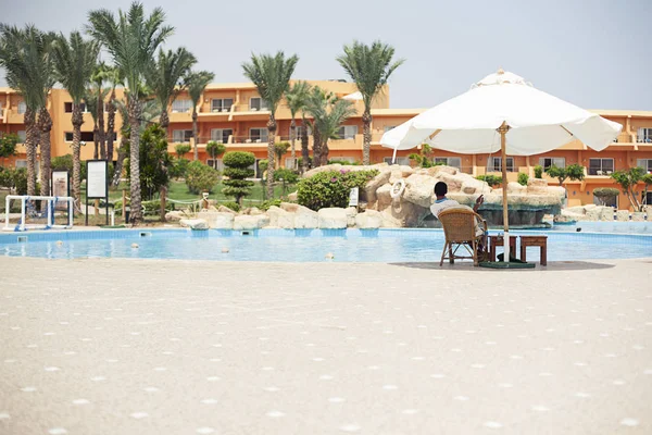 Vacaciones en un hotel popular en Egipto — Foto de Stock