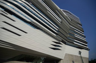 Modern mimari harikaları, yapı oluşturma