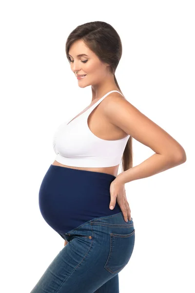 Молодая Беременная Женщина Джинсах Беременных Белом Фоне — стоковое фото