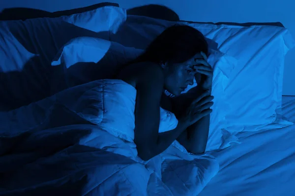 Young Woman Headache Insomnia Dark Bedroom — Stock Photo, Image