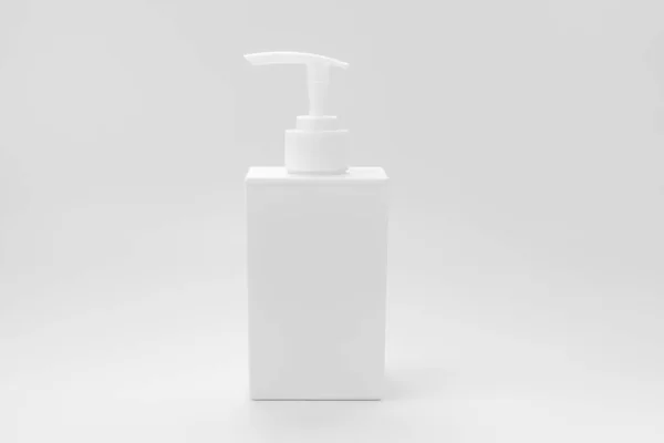 石鹸ディスペンサーを閉めろ 手の消毒 細菌や細菌に対する保護という概念は — ストック写真