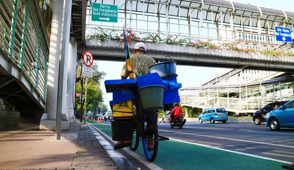 Jakarta Indonesia November 2019 Cyclists New Bike Lane Jalan Thamrin — Stock Photo, Image