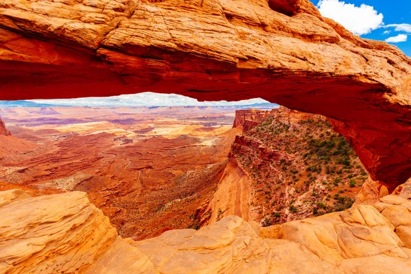 Mesa Arch, Canyonlands Milli Parkı yakınındaki Moab, Utah, ABD