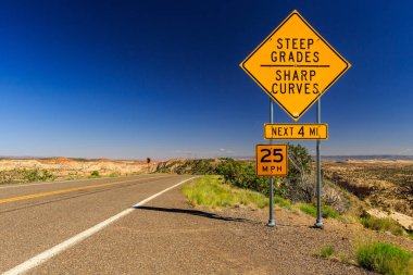 Doğal dolaşık yol 12, Utah, ABD