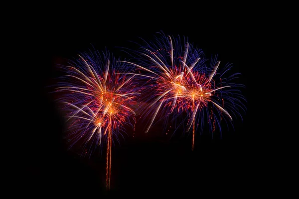 Fuegos artificiales de celebración de Año Nuevo — Foto de Stock