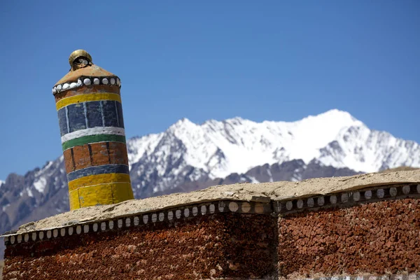 Muhteşem dağ manzarası Himalaya aralığı arka plan, Leh-Ladakh, Jammu ve Keşmir, Kuzey Hindistan — Stok fotoğraf