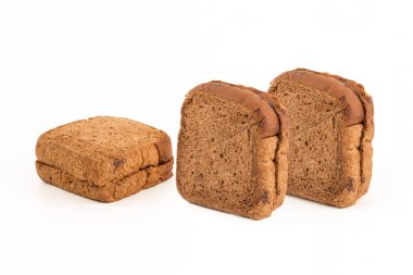 Beyaz arka plan üzerinde stüdyo çekimi izole ev yapımı kek