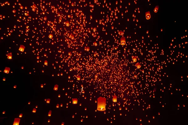 Chiang Mai, Tayland - Yee Peng Festivali, Loy Krathong celebrati — Stok fotoğraf