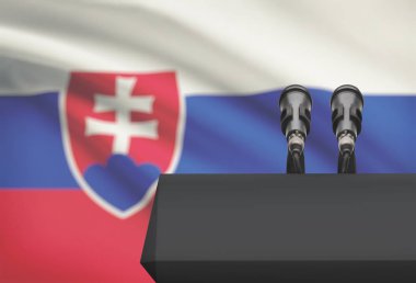 Minber ve iki adet mikrofon ile arka planda - Slovakya ulusal bayrak