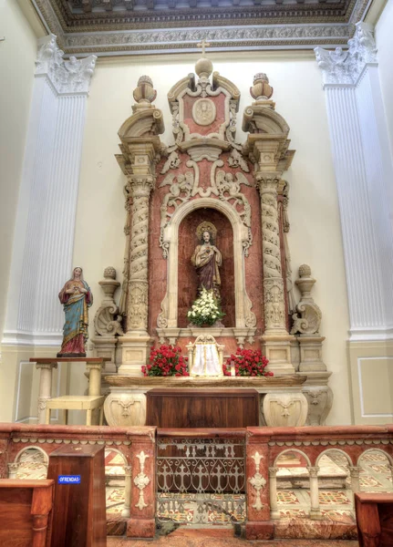厄瓜多尔的教堂的内部 — 图库照片