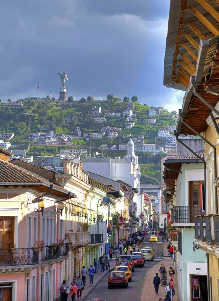 Vista del centro di Quito — Foto Stock