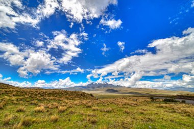 Ruminahui volkan arka plan ve alanları Highlands Cotopaxi Milli Parkı
