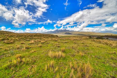 Ruminahui volkan arka plan ve alanları Highlands Cotopaxi Milli Parkı