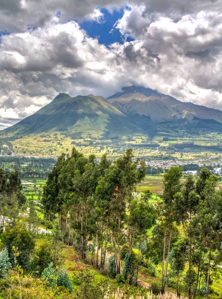 Volcán Imbabura Una Mañana Soleada Nublada Imbabura Ecuador — Foto de Stock