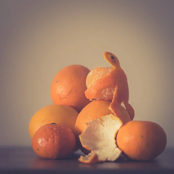 Close Shot Van Mandarijnen Lichte Achtergrond — Stockfoto