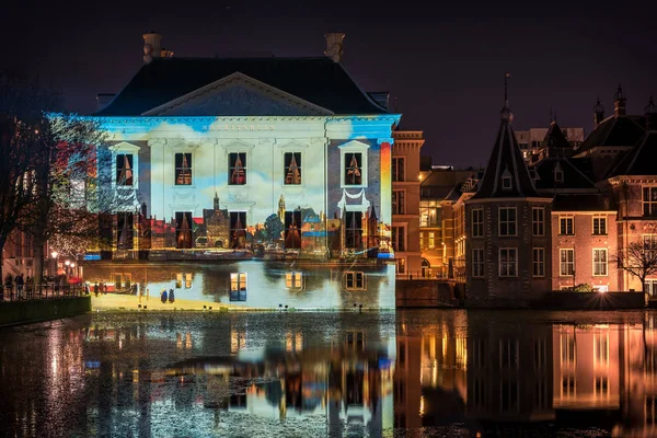 December 2019 Mauritshuis Museum Den Haag Videoprojectie Bloemenvaas Een Raamniche — Stockfoto