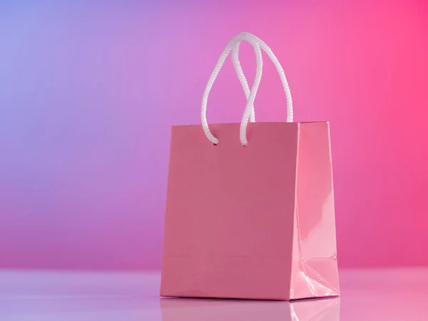 Ροζ τσάντα για ψώνια — Φωτογραφία Αρχείου