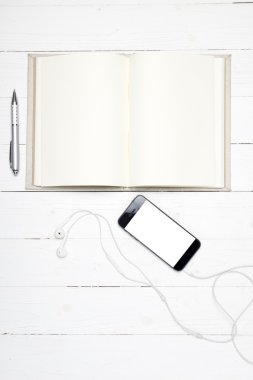 Açık Not Defteri ile akıllı telefon