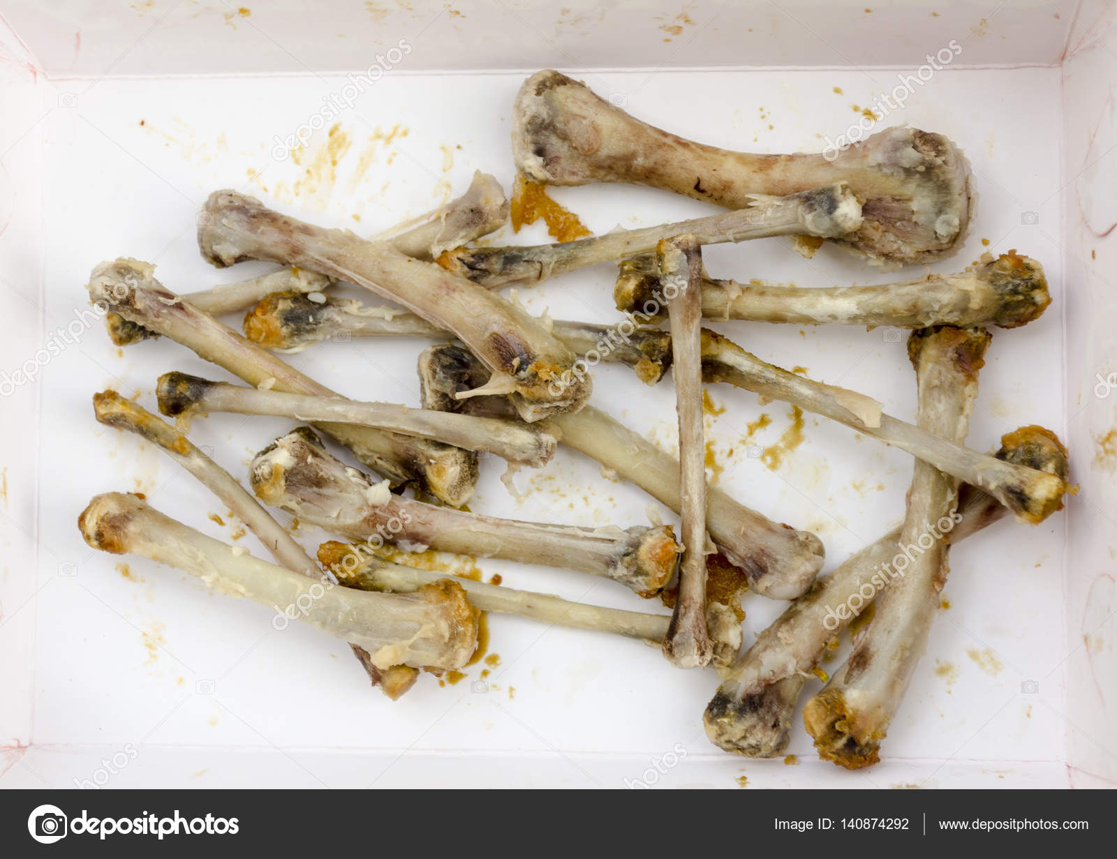 depositphotos_140874292-stock-photo-chicken-wings-bones.jpg