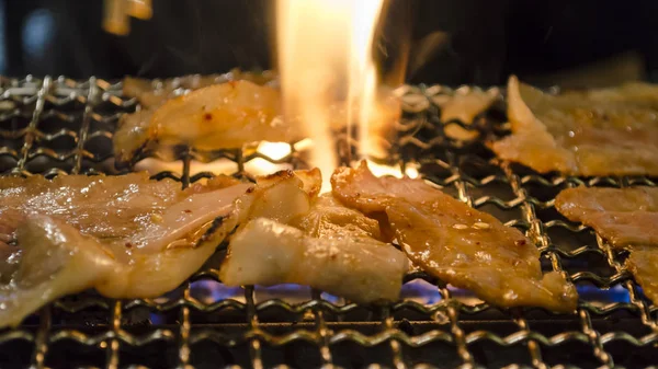 Grilled streaky bacon rashers close up — Stock Photo, Image