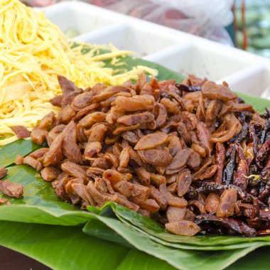 Karides ile karışık pirinç için Çince sosis yapıştırın