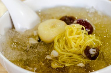 Çin tatlı, Ginkgo Longan ile Tay çorba soğuk haşlanmış