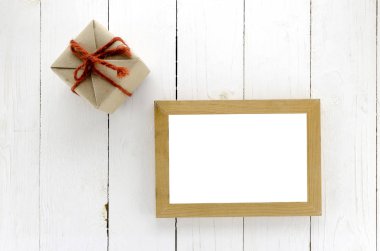 zanaat hediye kutusu ile fotoğraf çerçevelemek Üstten Görünüm