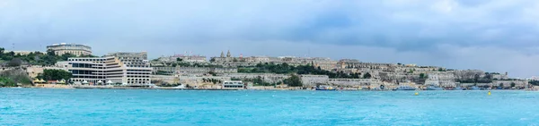 Malta - view to valletta west end — Stock Photo, Image