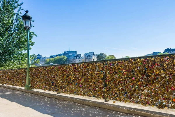paris - love locks at the Seine