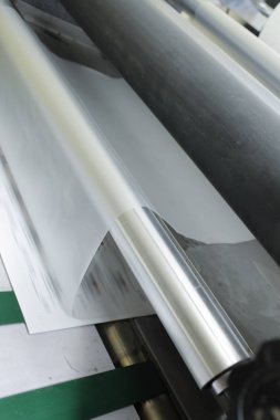 Endüstriyel kağıt laminasyon makinesi