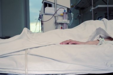 Hospi tedavisinde hasta harcama zaman cansız el