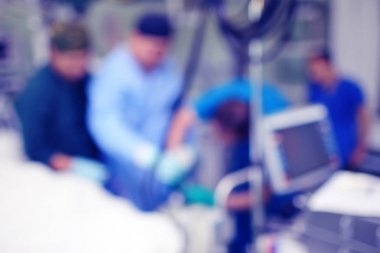 Teamplay doktorların yoğun bakım ünitesinde odaklanmamış backgr