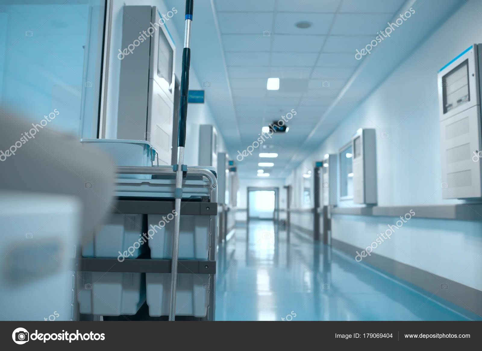 гидроколонотерапия амок 2б. колоногидротерапия (гидроколонотерапия). аппаратное мониторное очищение кишечника (аппарат амок). помещение больницы. гидроколонотерапия амок 2б.