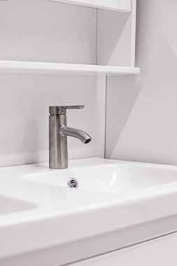 Lavabo musluğu, temizlik ve hijyen, temizlik, temizlik, ev temizliği, saflık.