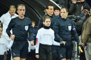 Kiev, Ukrayna - 19 Ekim 2016: Hakem David Fernandez Borbalan t