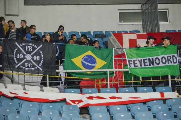 ODESSA, UKRAINE - 03 de novembro de 2016: Nether UEFA Europa League match group stage Zarya Lugansk vs Feyenoord Rotterdamlands fans at the sta — Fotografia de Stock