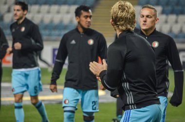 Odessa, Ukrayna - 03 Kasım 2016: Dirk Kuyt hayranları s için teşekkürler