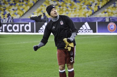 Kiev, Ukrayna - Dec 06: Adriano Correia Claro sırasında hayranları teşekkürler