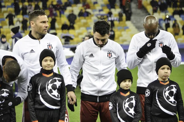 Liga mistrů UEFA zápas mezi Dynamo Kyjev vs Besiktas — Stock fotografie