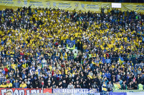 Copa Mundial de la FIFA 2018 partido clasificatorio de la selección nacional de Ucrania contra la selección nacional turca — Foto de Stock