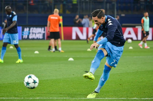 Jugador de fútbol durante el partido de la UEFA Champions League entre Shakhtar vs SSC Napoli —  Fotos de Stock