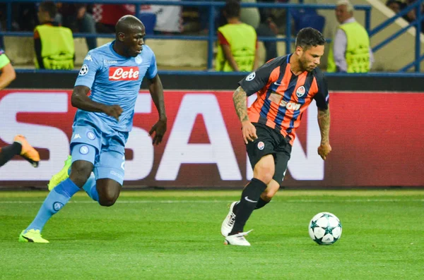 Futbolcu sırasında Uefa Şampiyonlar Ligi maç Shakhtar Rakip Ssc Napoli arasında