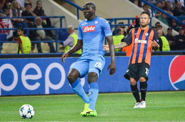 Football-speler tijdens de Uefa Champions League match tussen Shakhtar versus Ssc Napoli — Stockfoto