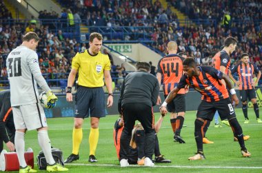Futbolcu sırasında Uefa Şampiyonlar Ligi maç Shakhtar Rakip Ssc Napoli arasında