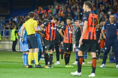 Futbolcu sırasında Uefa Şampiyonlar Ligi maç Shakhtar Rakip Ssc Napoli arasında